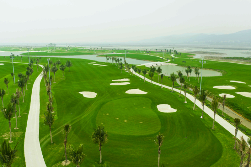 Tuần Châu Golf Resort